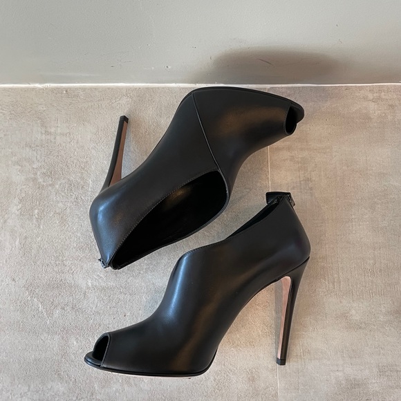 Prada Asymmetric Peep Toe Bootie Size 38.5 - Picture 5 of 8